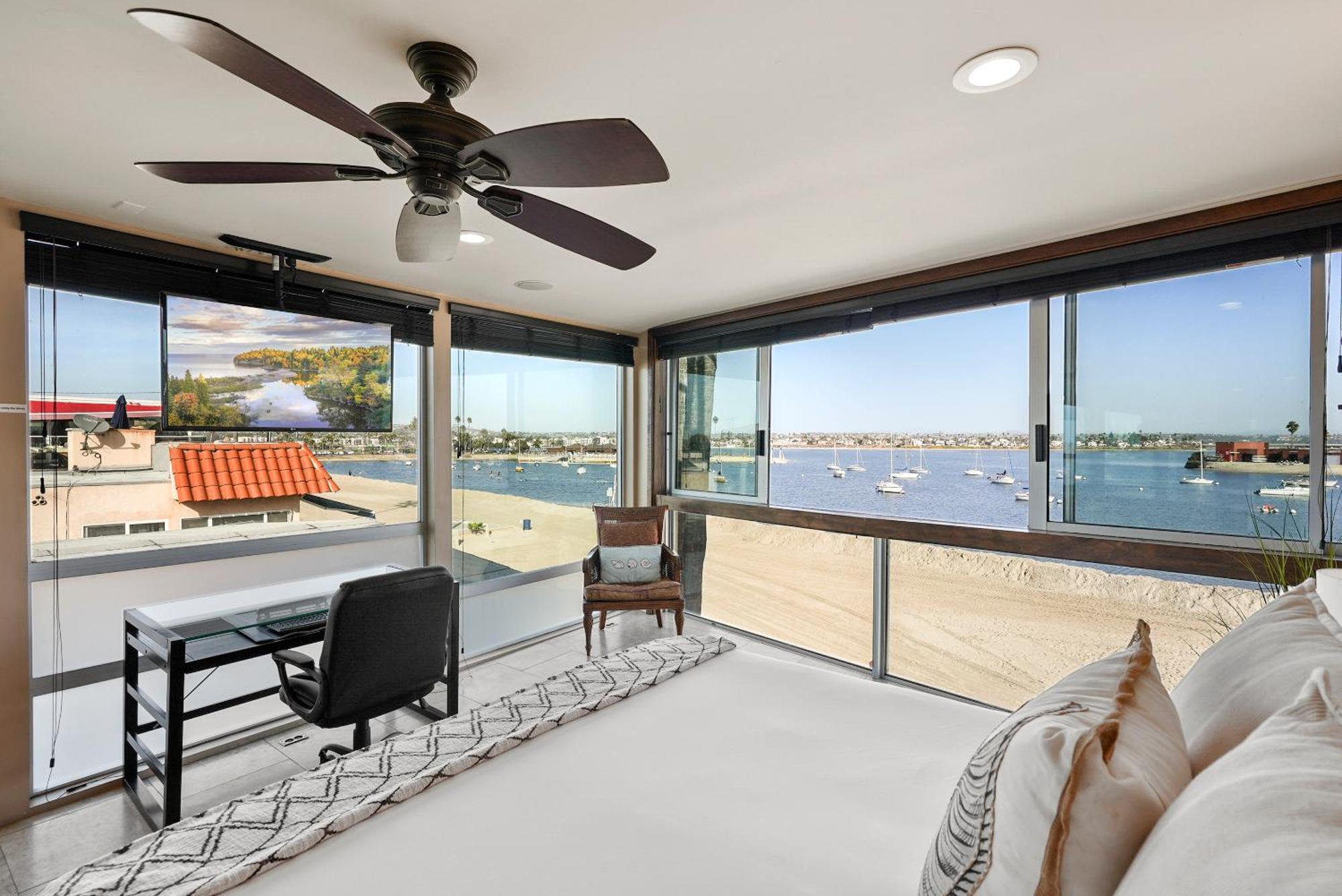Stunning Bayfront Condo With Gorgeous Views, Garage, Massive Roof Deck & Ac - Dogs Welcome! Сан-Диего Экстерьер фото