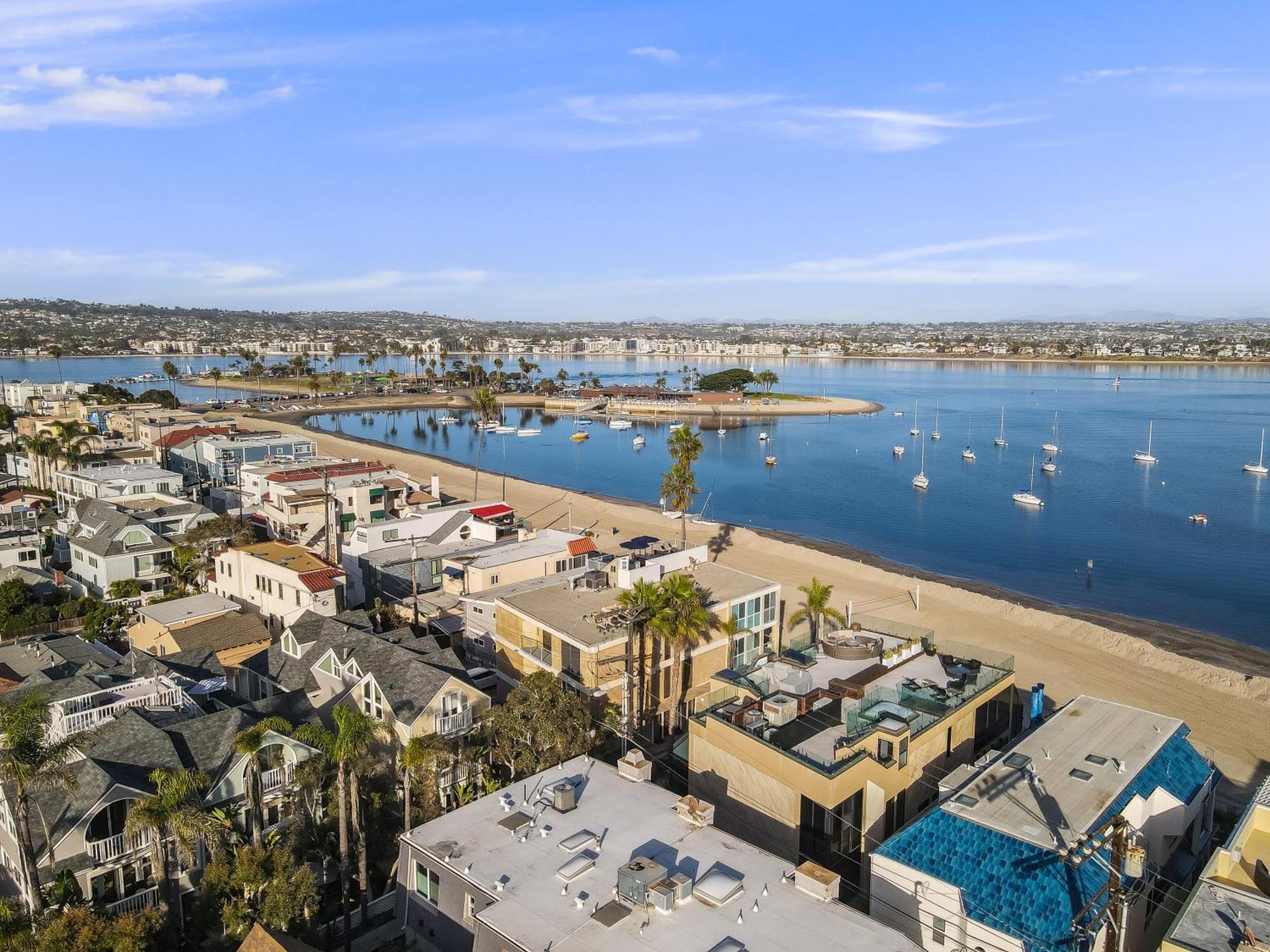 Stunning Bayfront Condo With Gorgeous Views, Garage, Massive Roof Deck & Ac - Dogs Welcome! Сан-Диего Экстерьер фото