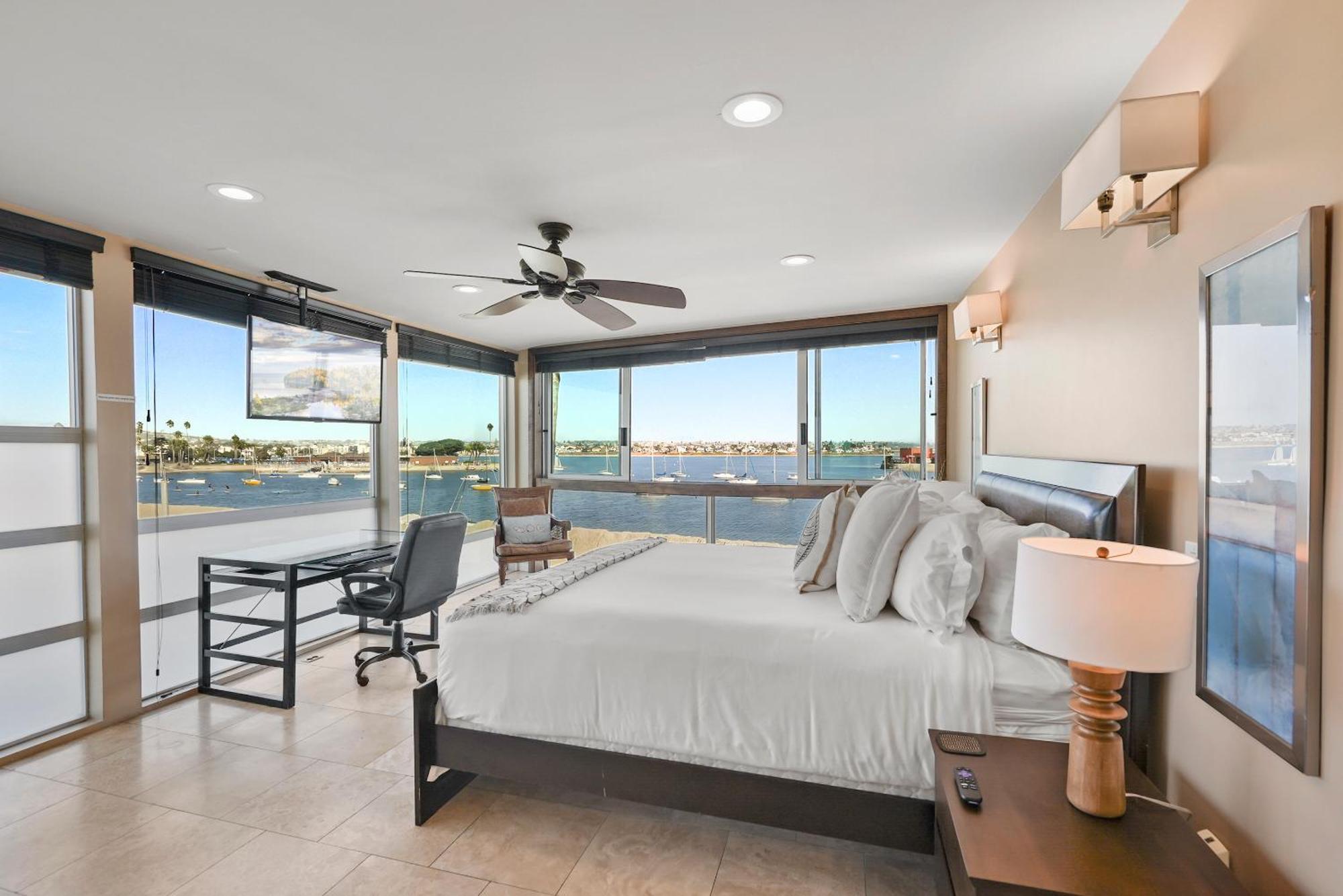 Stunning Bayfront Condo With Gorgeous Views, Garage, Massive Roof Deck & Ac - Dogs Welcome! Сан-Диего Экстерьер фото